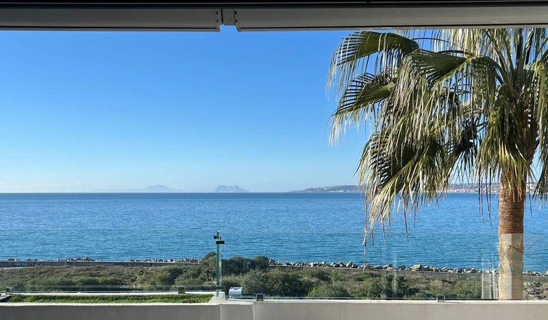 Middle Floor Apartment for sale in Estepona, Estepona 1