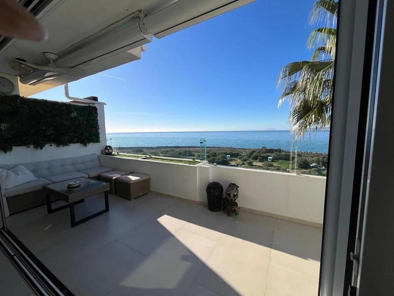 Middle Floor Apartment for sale in Estepona, Estepona 4